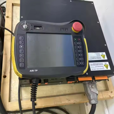 Braço robótico industrial de 6 eixos com 10 kg de carga útil e alcance de 1700 mm, soldagem MIG em aço inoxidável, manipulador robótico de soldagem automático de 6 eixos