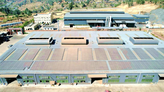 Estrutura galvanizada Sistema de energia solar completo 300W-20KW Alta eficiência 15%-22% Equipamento fotovoltaico off-grid para abastecimento de energia doméstica e agrícola